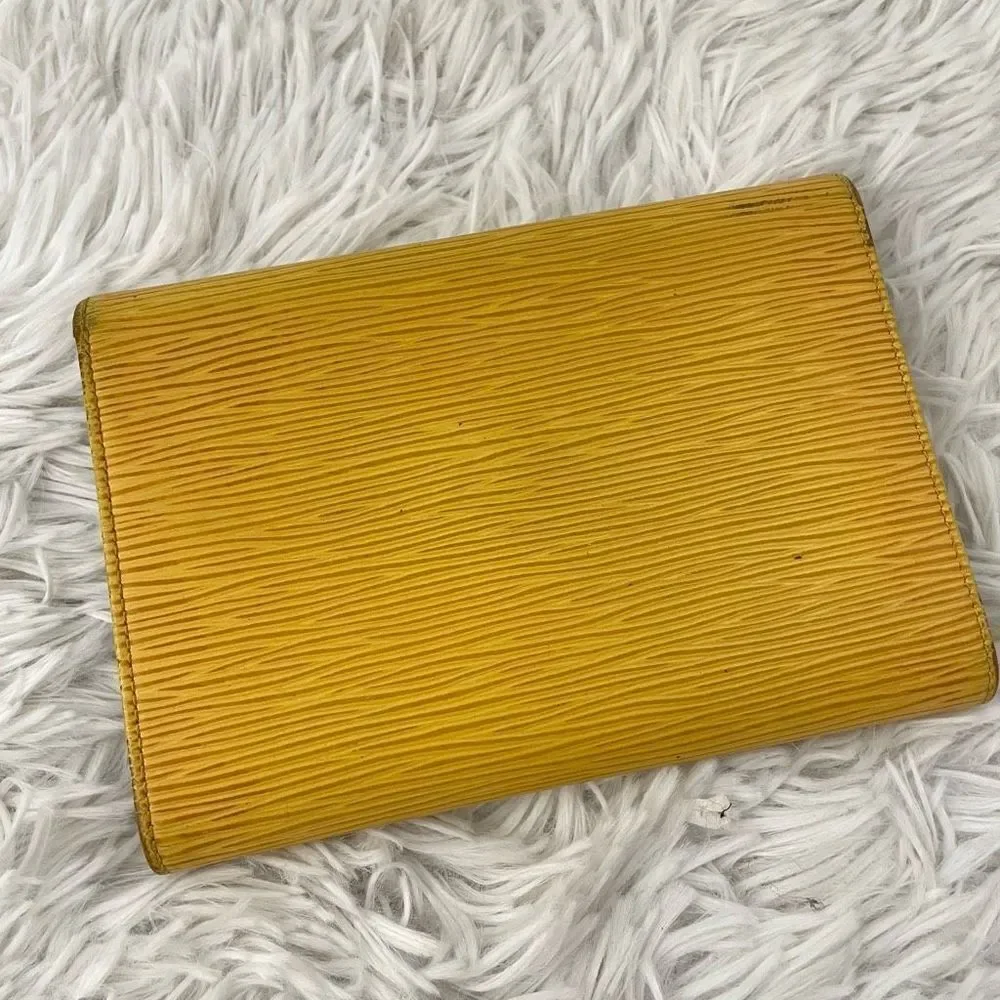 LOUIS VUITTON Trifold‎ Snap Yellow Leather Epi Wallet, Purple Lined